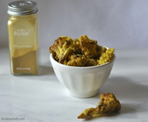 Curry Roasted Cauliflower | theturquoisetable.com