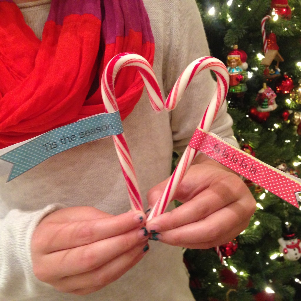 Candy Cane Tags for The Turquoise Table | kristinschell.com
