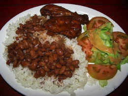 La Bandera: A Traditional Dish from The Dominican Republic - The Turquoise